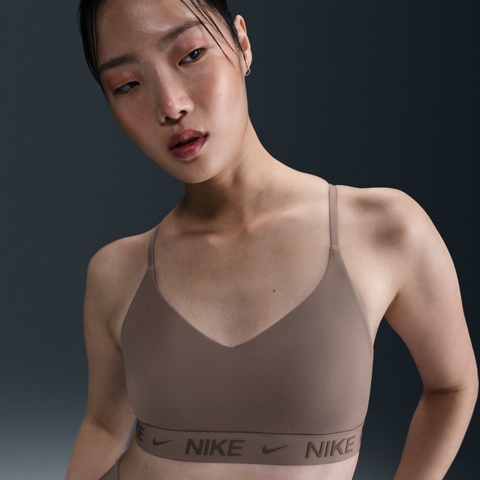 TOP NIKE INDY MARROM FEMININO