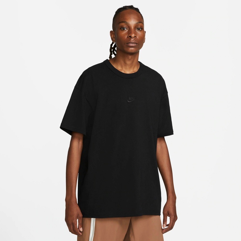 CAMISETA NIKE PREM ESSNTL S PRETA MASCULINA
