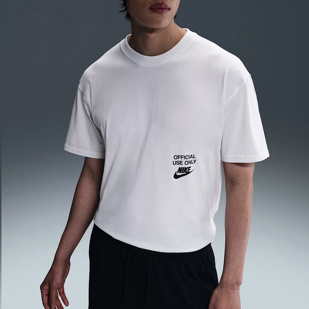 Camiseta nike nsw tee m90 oc remix branca masculina :: Amil Esportes