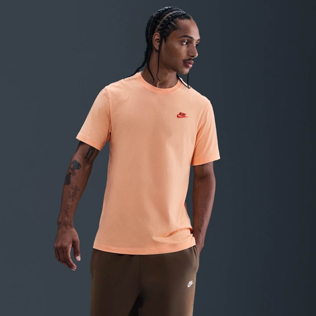 CAMISETA NIKE NSW CLUB TEE LARANJA MASCULINA