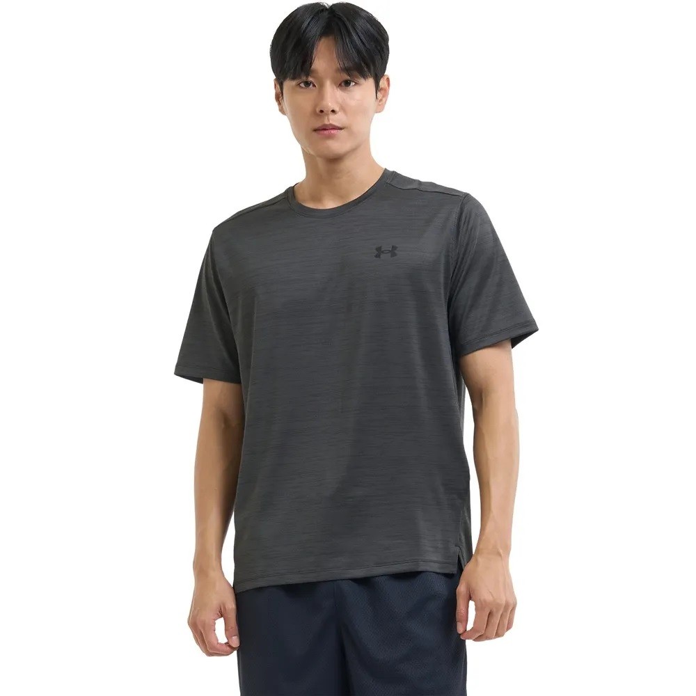CAMISETA UNDER ARMOUR TECH VENT PRETA MASCULINA
