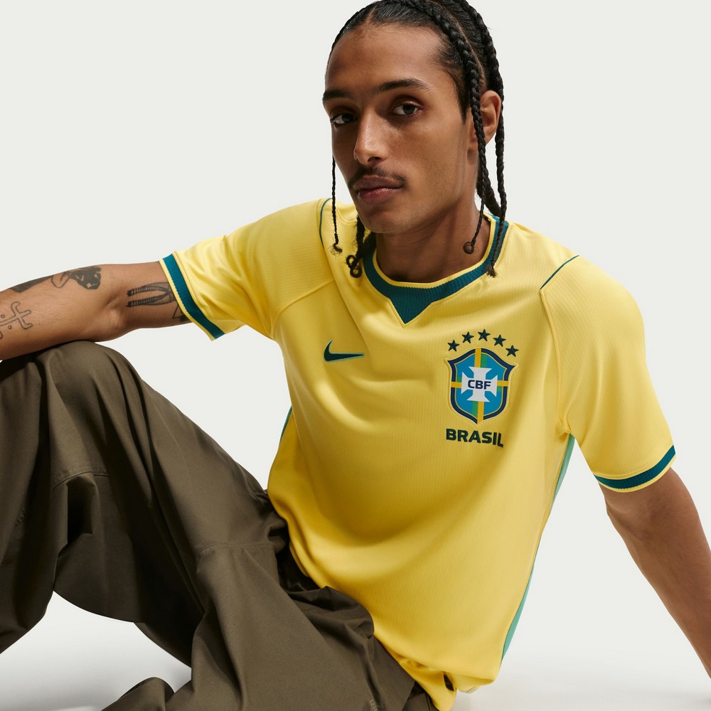 NIKE ブラジル代表 ユニフォーム 長袖 黄色 CBF BRASIL Camisa de clube nike cbf brasil i 2026/27 torcedor amarela